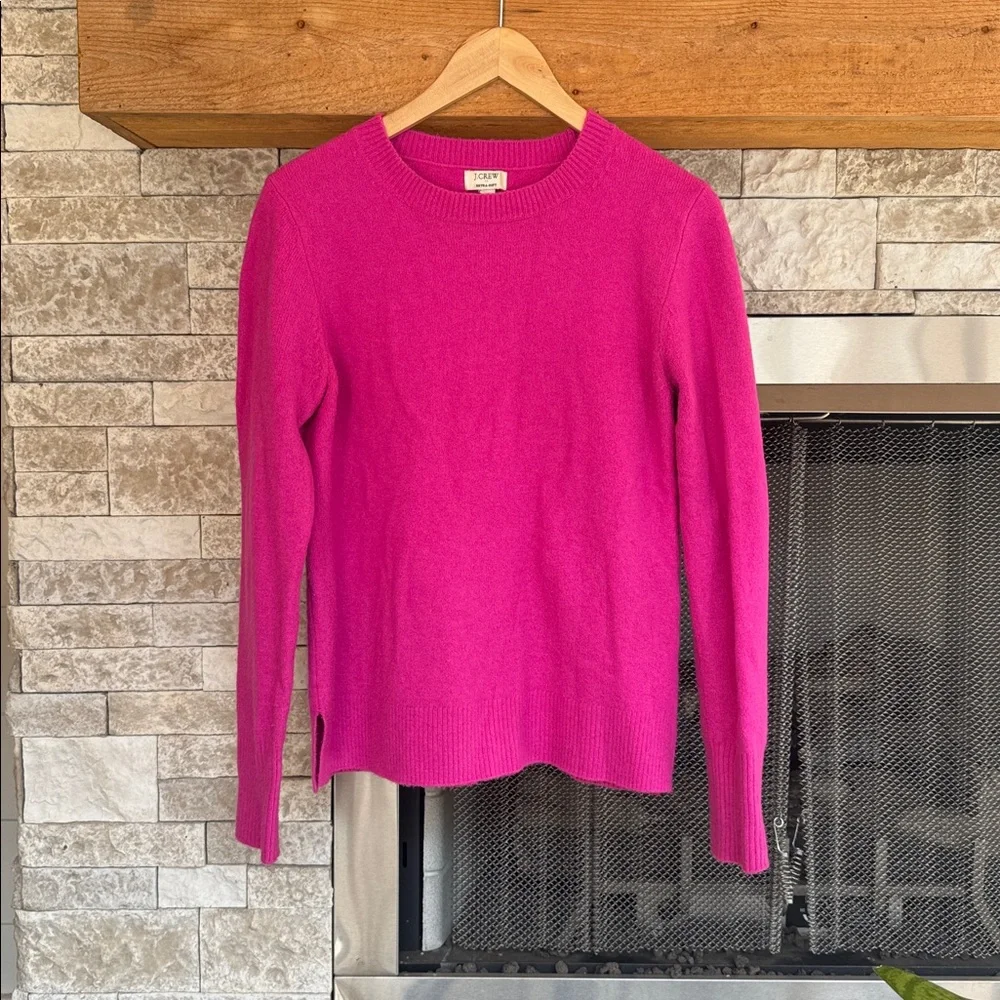 J. Crew Vibrant Pink Sweater in Extra-Soft Yarn, sz smal